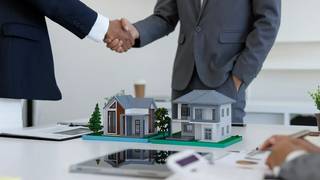 The Lending Shift: How Mortgage Providers Are Adapting to 2025's Cooling Housing Market